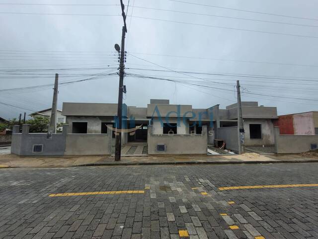 #160 - Casa para Venda em Navegantes - SC