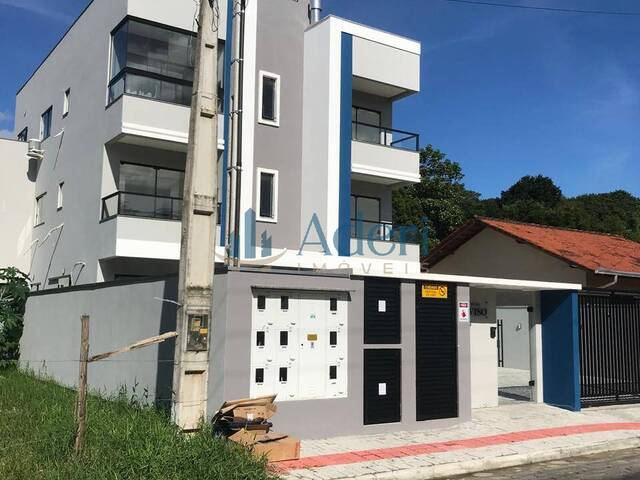 #173 - Apartamento para Locação em Navegantes - SC - 2